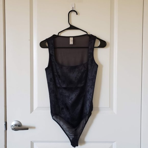 Victoria's Secret Tops - Victoria's Secret square neck body suit size M